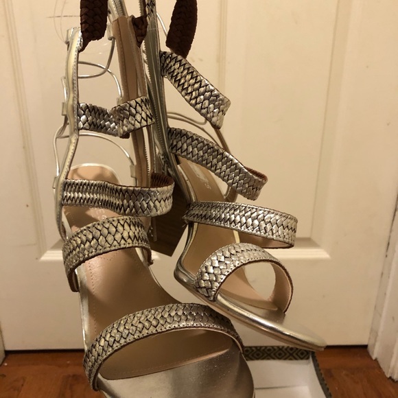 Charles by Charles David Silver Heels - Picture 2 of 7